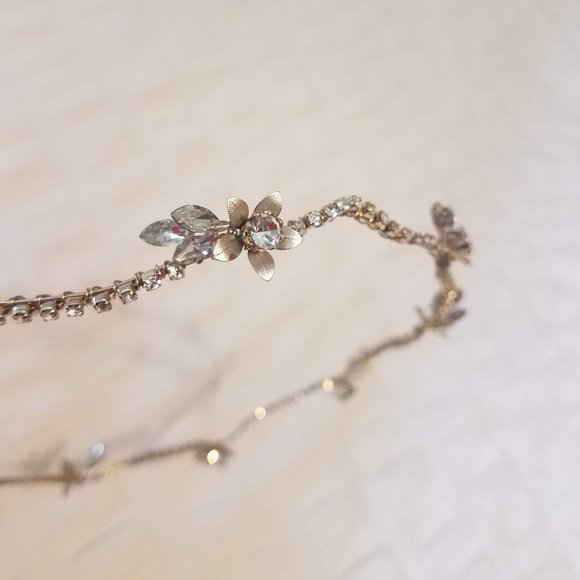 Gold Floral Headpiece - Picture 12 of 14
